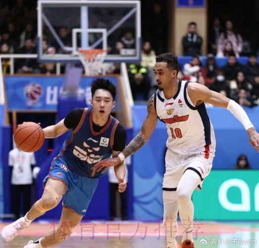 幸亏没去广东！19岁菜鸟打成四川小外援，场均得分高于徐杰胡明轩